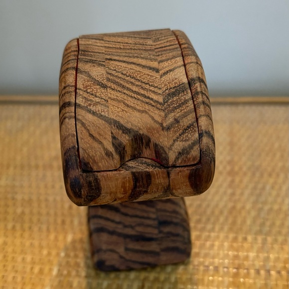 Handmade vintage wooden tree with hidden storage spot - Picture 5 of 8